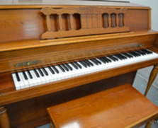 Yamaha M306 Console Piano