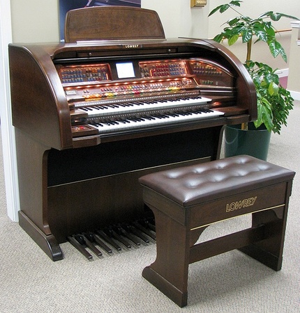 Lowrey Rhapsody Orgran - Organ Pianos