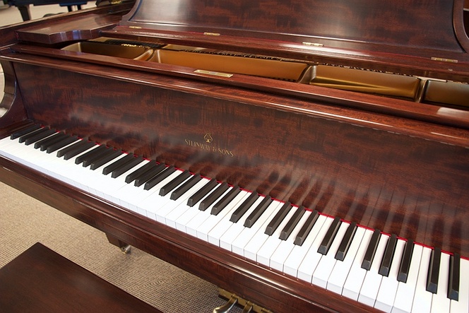 1920 steinway outlet upright piano