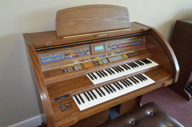 Lowrey Premier Organ - Organ Pianos